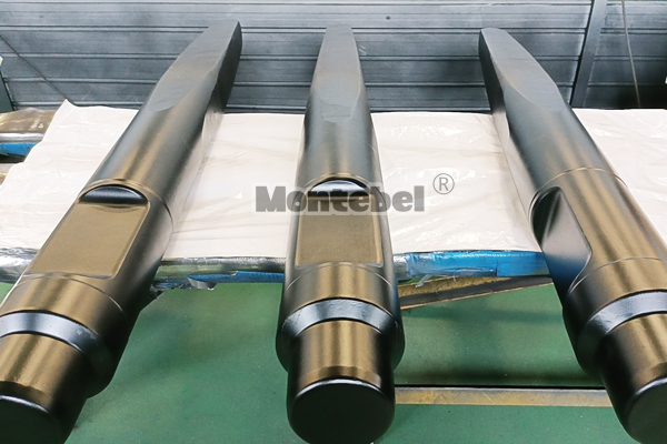 TSG46A材質-鍛打四方型釬桿